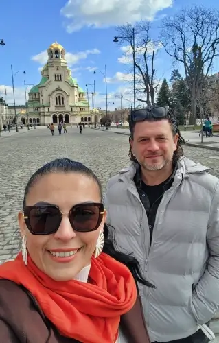 Alexander Nevsky Katedrali Sofya meydanında İlker ve Kezban Özcan